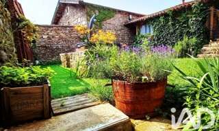 Maison 18 Pièces 465 m² à vendre à Nozières (07270)