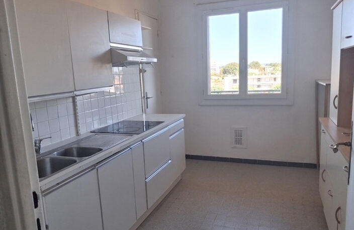 AVIGNON : Appartement T2 — photo 2