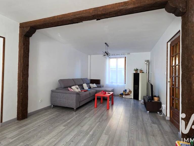Vente Maison/villa 8 pièces — photo 1