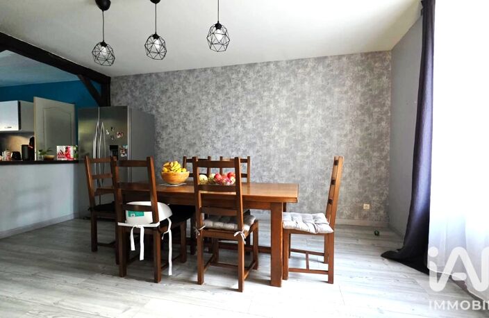 Vente Maison/villa 8 pièces — photo 2