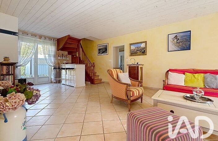 Vente Maison/villa 6 pièces — photo 2