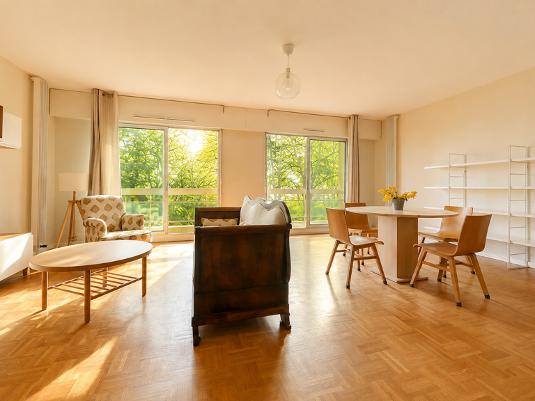 T2 avec terrasse dans résidence de standing arborée — photo 1