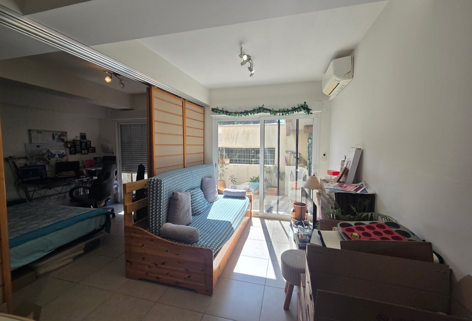 Appartement dans résidence - Proche centre ville avec Parkin — photo 1