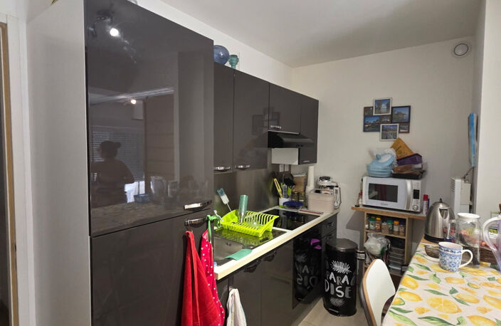 Appartement dans résidence - Proche centre ville avec Parkin — photo 2