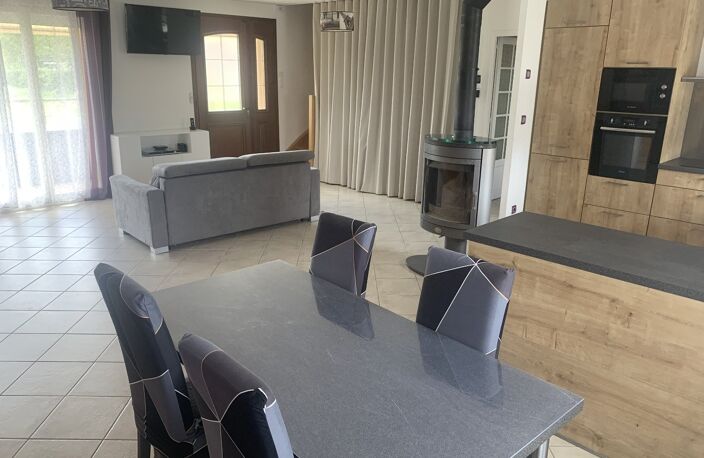 AMOUREUX DE LA NATURE DU CALME ET DE LA TRANQUILITE !!!! CETTE MAISON EST FAITES POUR VOUS !!!! — photo 4