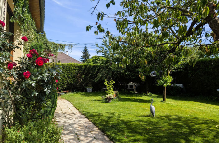 MAISON FAMILIALE A LA VERPILLIERE — photo 4