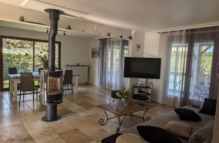 MAISON FAMILIALE A LA VERPILLIERE — photo 5