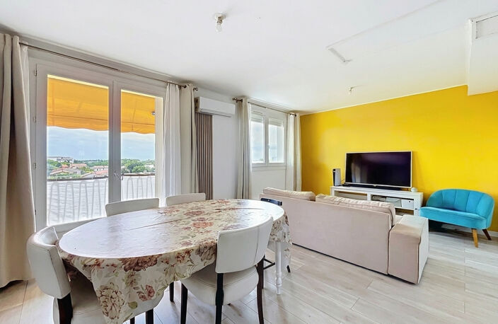MONTPELLIER SUD - BEL APPARTEMENT LUMINEUX RÉNOVÉ - BALCON 10 M² - LOGGIA - CAVE — photo 3