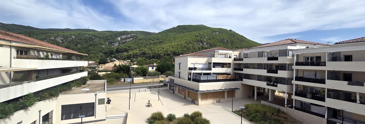 Appartement 3 Pièces 60 m² à vendre à Cuges-les-Pins (13780)