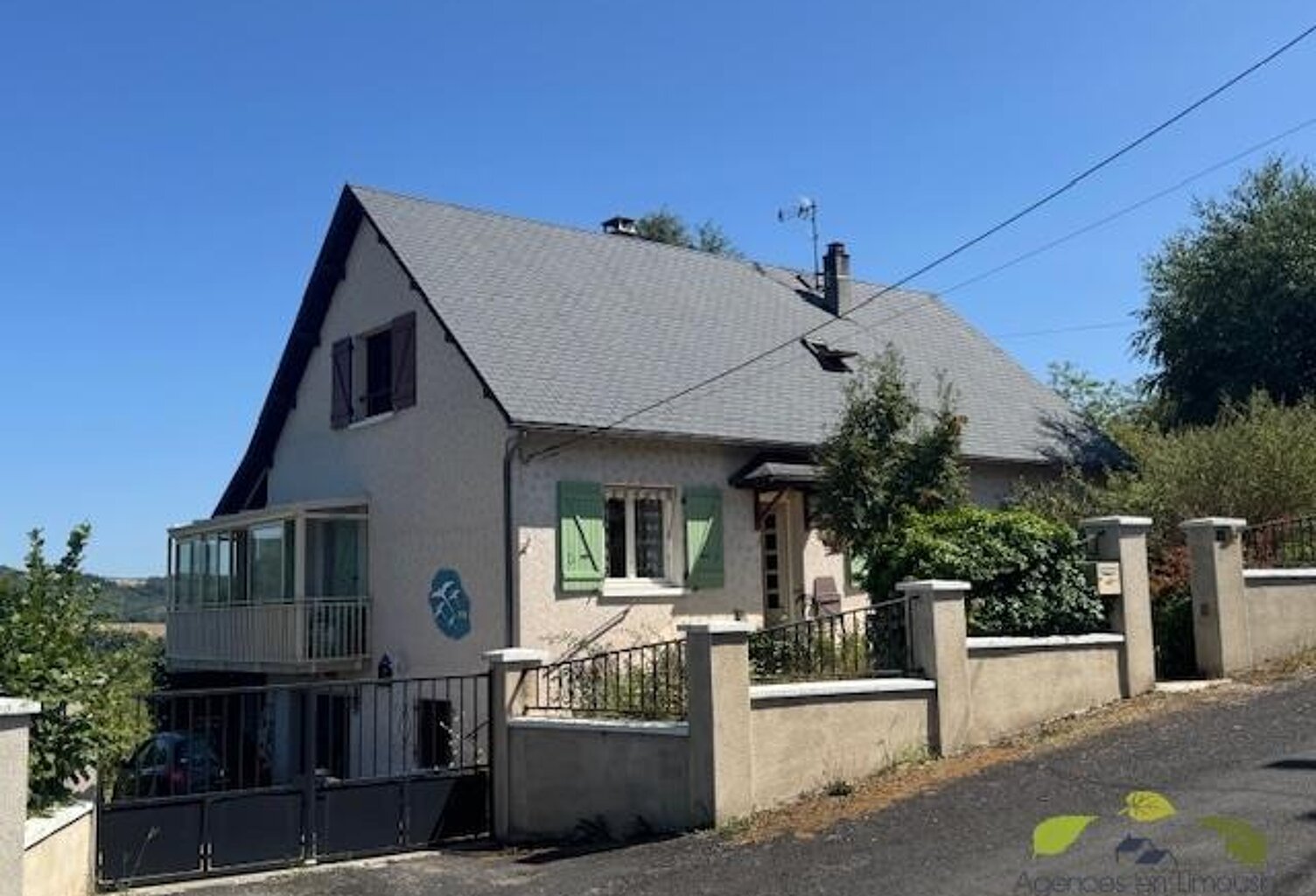 CORREZE — photo 1