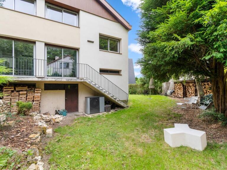 Maison d’architecte dans un domaine privé aux portes de Saint-Germain-en-Laye — photo 1