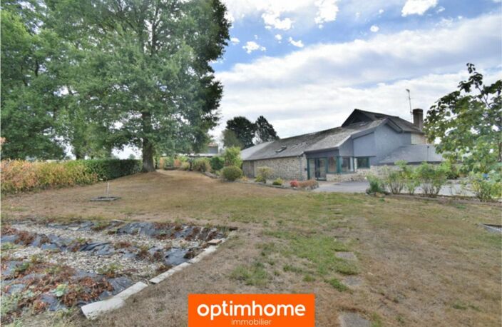 BELLE MAISON EN PIERRE – 165 m² HABITABLES – TERRAIN DE 1 700 m² – NOMBREUSES DÉPENDANCES — photo 3