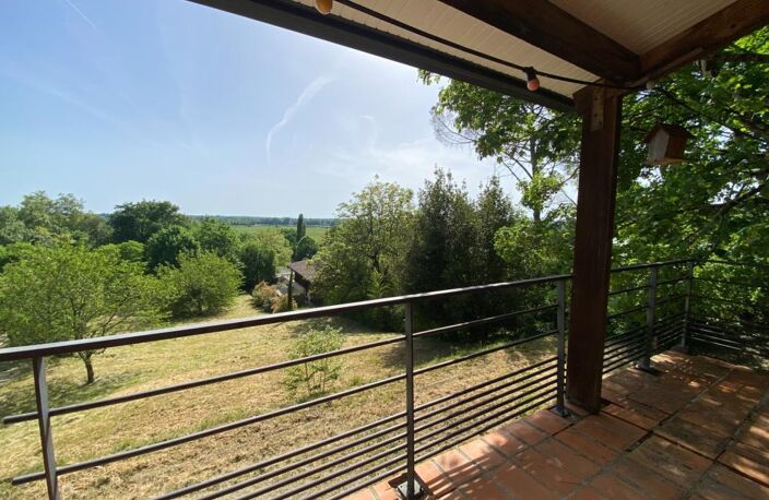 Maison d’architecte 135m2 – Vue Garonne – 3 600 m² de terrain — photo 4