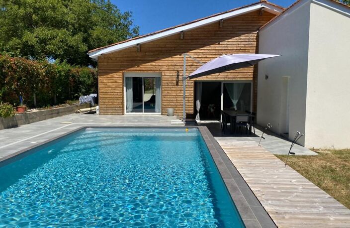 Maison familiale 4 chambres, avec piscine, dépendance, et vue dégagée — photo 3