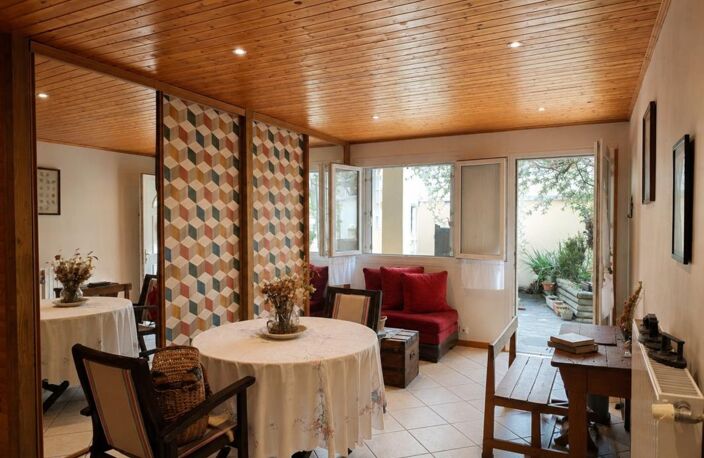 Maison de bourg avec terrasse et vue dégagée – Beaumont (63110) — photo 2