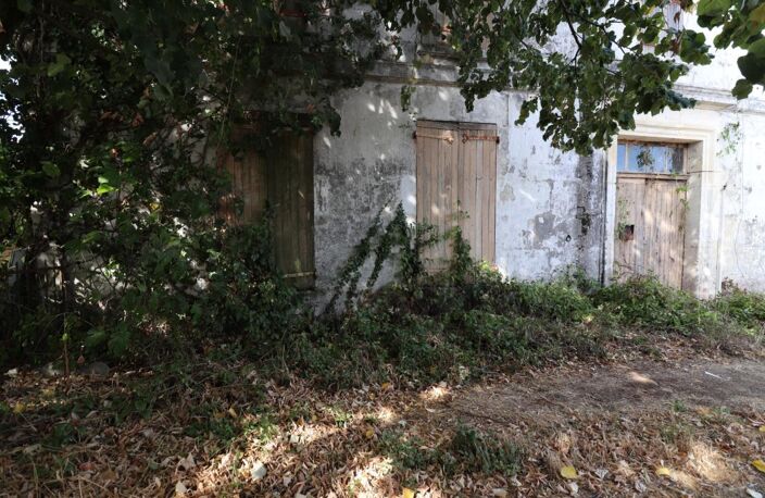 MAISON  VENDRE DE 130m² A RENOVER SUR PRIGNAC (17) — photo 2