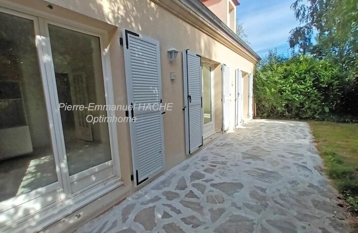 A PROXIMITE DU LYCEE INTERNATIONAL DE SAINT GERMAIN EN LAYE, SUR LA COMMUNE DE MAREIL MARLY — photo 2