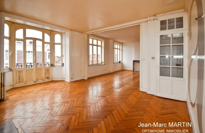 Proche du parc Barbieux, appartement lumineux de 91,74 m² à rénover à 3 min du métro – Roubaix — photo 2