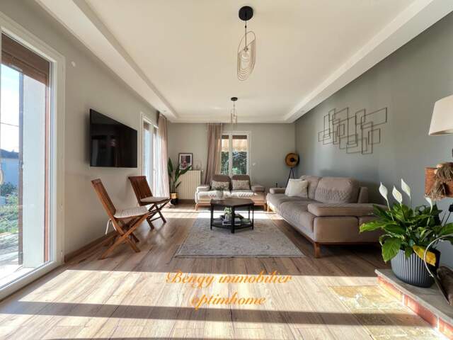 Maison rénovée centre Chambray — photo du bien