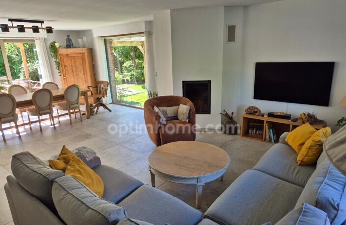 Maison individuelle 5 chambres offrant 182m2 hab sur parcelle de 860m2 — photo 3
