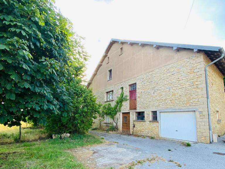 Ferme avec pont de grange à rénover — photo 1