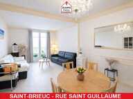 COTES-D'ARMOR - Saint-Brieuc (22000) - A VENDRE APPARTEMENT T3 DE CHARME AVEC ASCENSEUR ET GARAGE EN HYPER CENTRE VILLE - STANDING - LE COUP DE COEUR EST ASSURE - RARE — photo 2