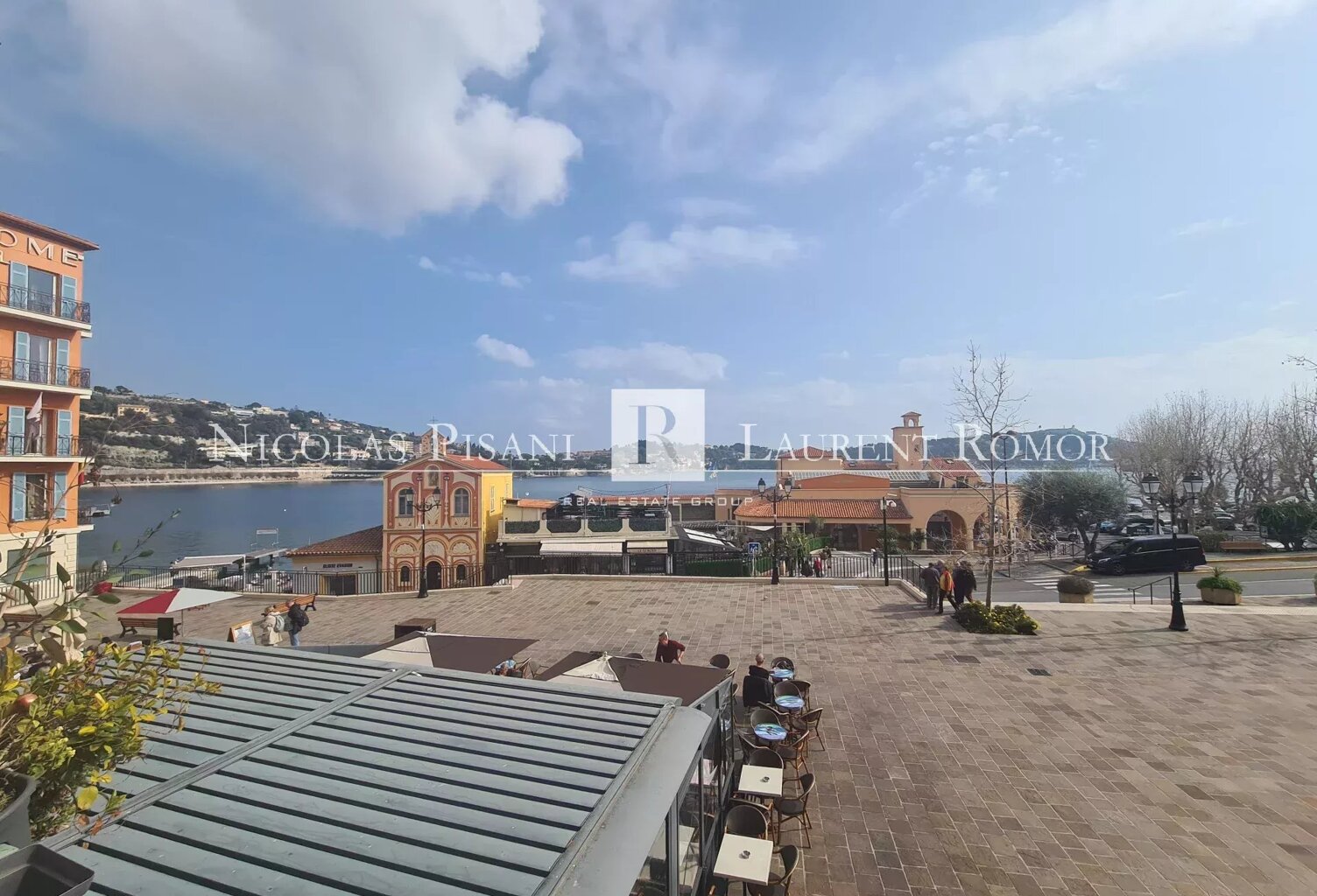 EXCLUSIVITÉ- VILLEFRANCHE-SUR-MER – DERNIER ÉTAGE – LOFT - VUE S — photo 1