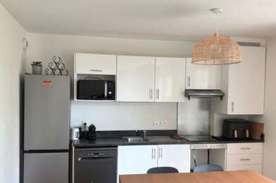 Appartement 3 pièces 1300 €