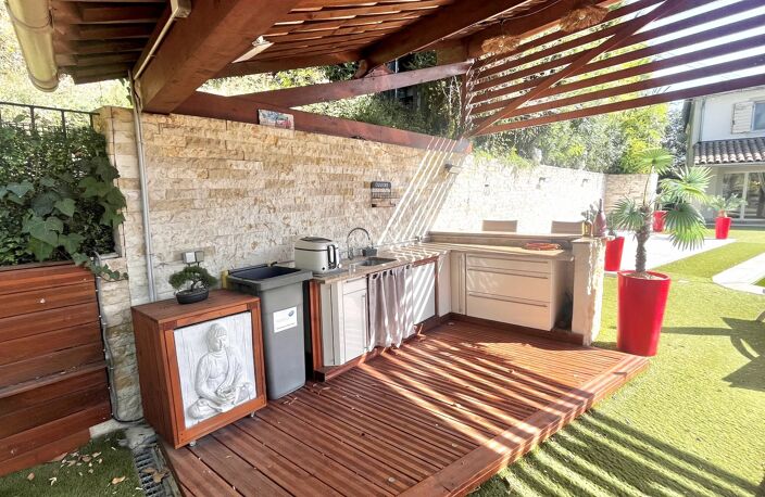 RARE - MAISON 4 PIECES - PISCINE - HAMMAM -  VUE DEGAGEE — photo 3