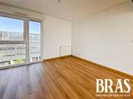 APPARTEMENT 4 CHAMBRES - BALCON - DOUBLE GARAGE — photo 3