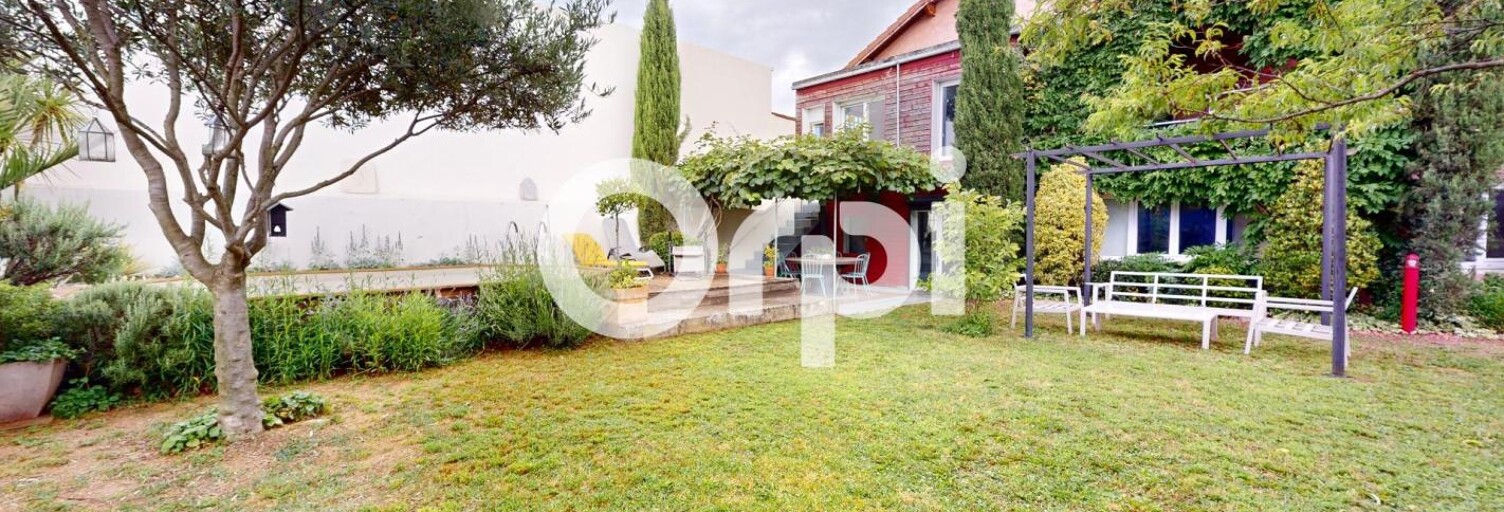 Maison 6 Pièces 275 m² à vendre à Bron (69500)