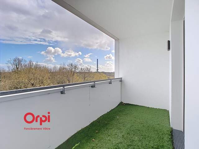 T2 avec Loggia et place de stationnement — photo du bien