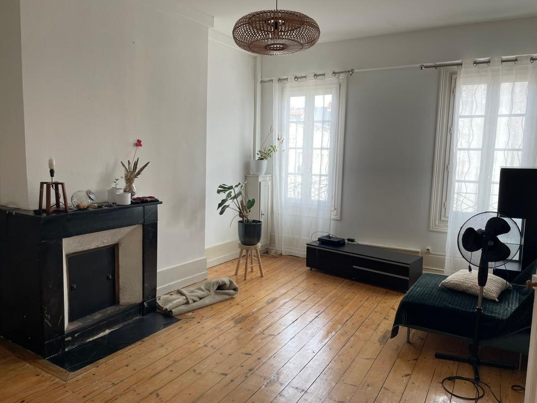 Appartement  T2 à louer Rochelle (La) 17000