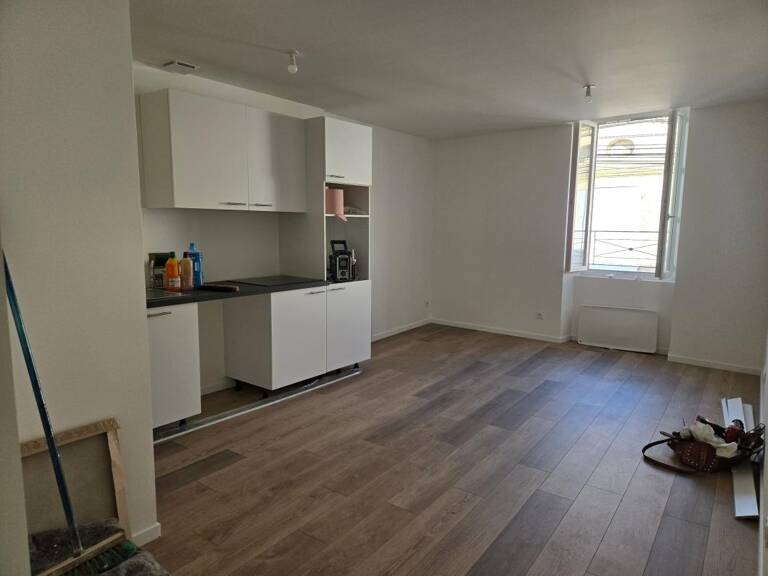 Appartement À Louer — photo 1