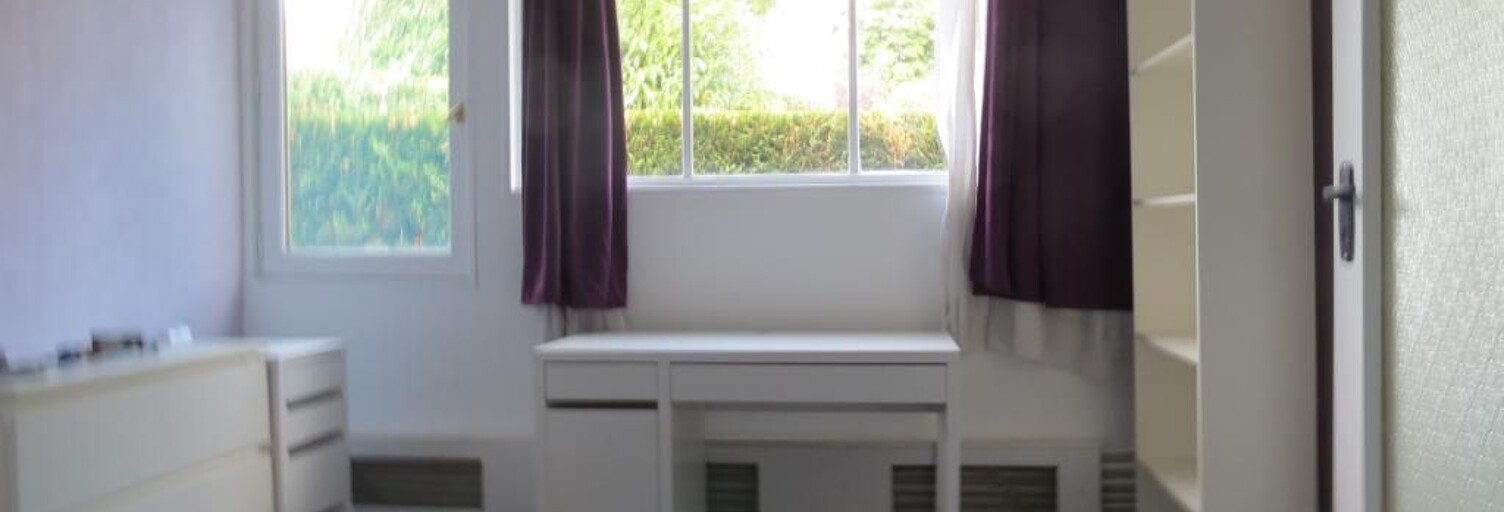 Appartement 1 Pièce 15 m² à louer à Bures-sur-Yvette (91440)