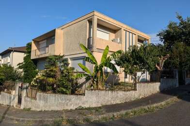 Maison 10 pièces 3120 €