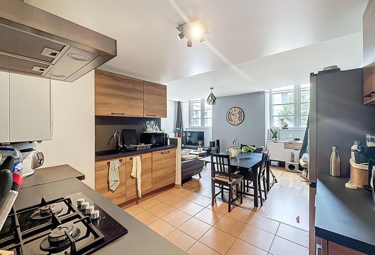 APPARTEMENT DUPLEX - DISPONIBLE EN OCTOBRE — photo 1