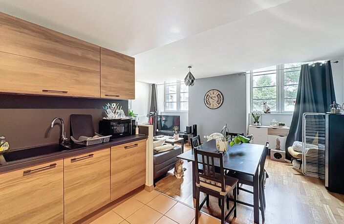 APPARTEMENT DUPLEX - DISPONIBLE EN OCTOBRE — photo 3