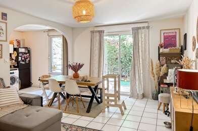 Appartement 3 pièces 910 €