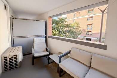 Appartement 2 pièces 906 €