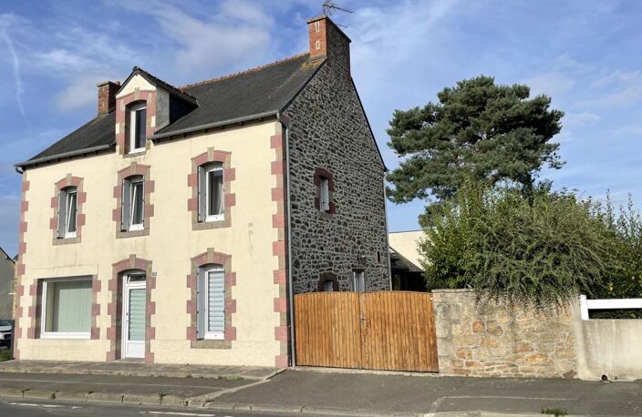 QUESSOY – Maison de caractère de 154 m² avec petit jardin d’hiver et terrain de 695 m² — photo 2
