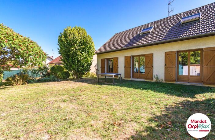 Maison de 140 m² avec confort de plain pied, jardin, sous sol, cave et garage — photo 3