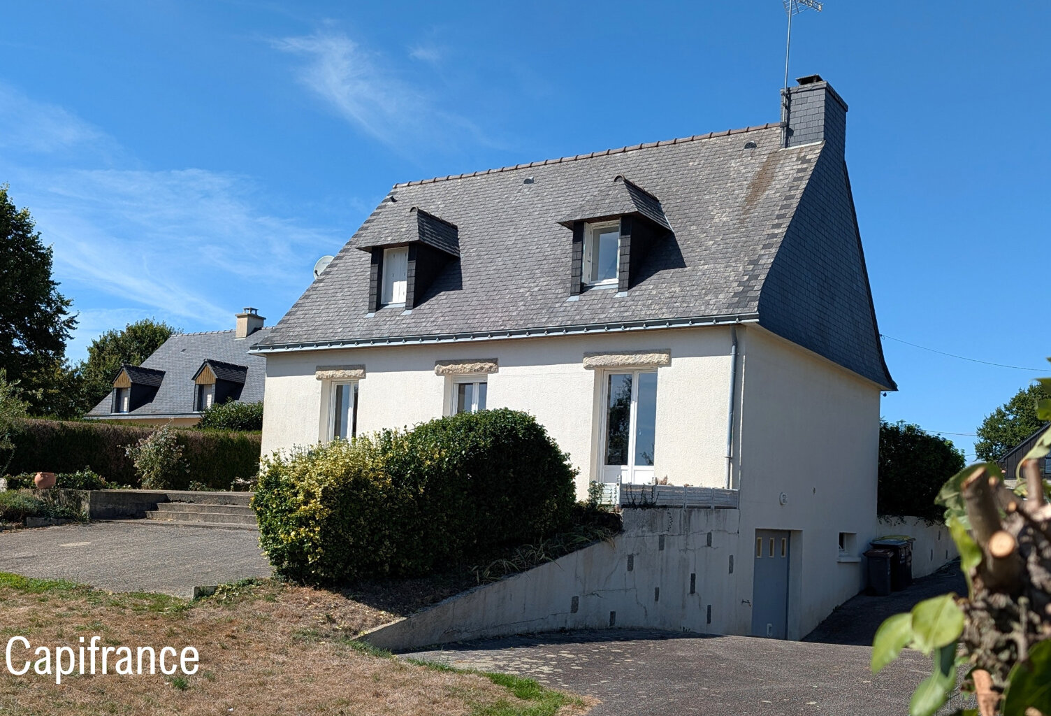Maison à vendre 6 pièces LIEURON (35) - sous-sol - dépendances - grand terrain - 4 chambres — photo 1