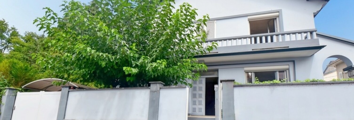 Maison 8 Pièces 203 m² à vendre à Lourdes (65100)