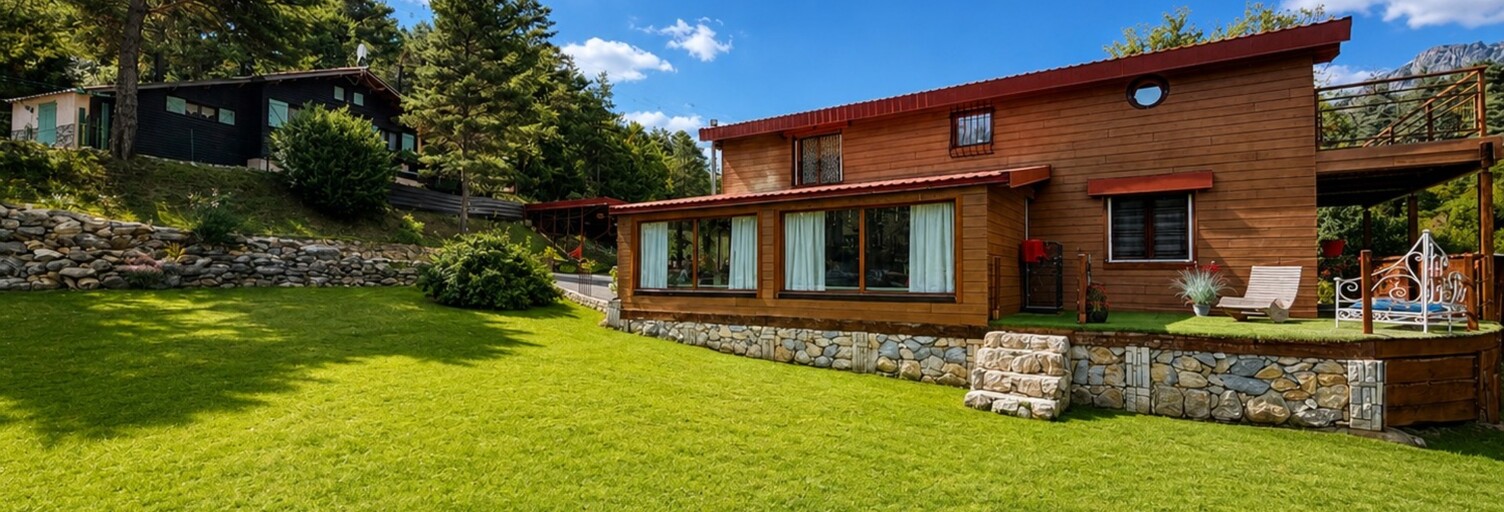 Maison 7 Pièces 182 m² à vendre à Andon (06750)