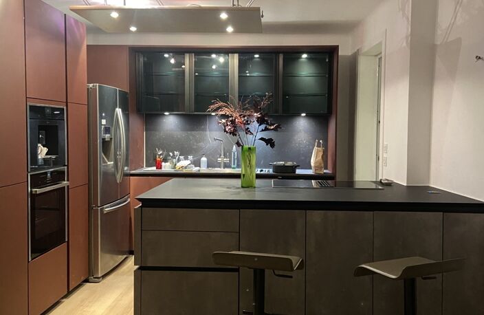 maison à vendre 10 pièces  (85) — photo 4