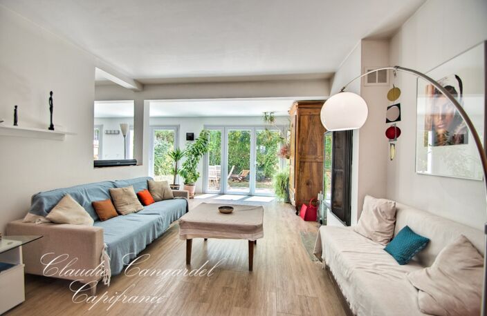 Maison à vendre 6 pièces LA ROCHELLE (17) Quartier Lafond, maison familiale de 5 chambres au calme — photo 2