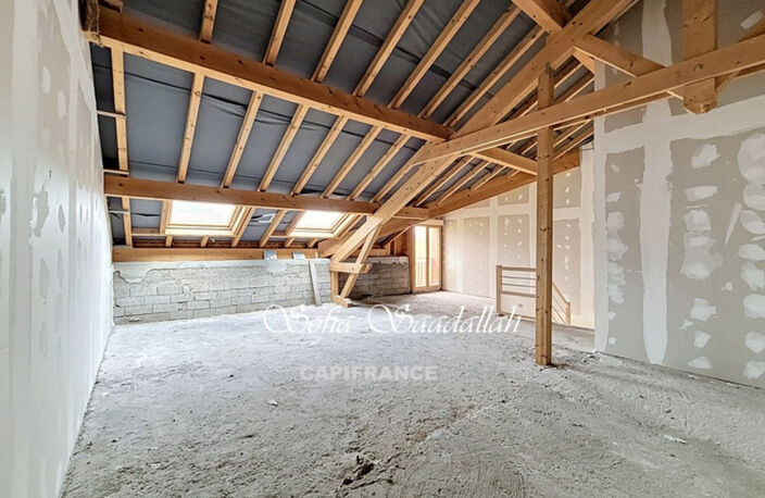 Appartement T4 duplex en plateau dans résidence entièrement rénovée – Vue Mont-Blanc – Dernier étage — photo 5