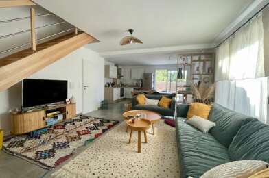 Maison 5 pièces 1325 €