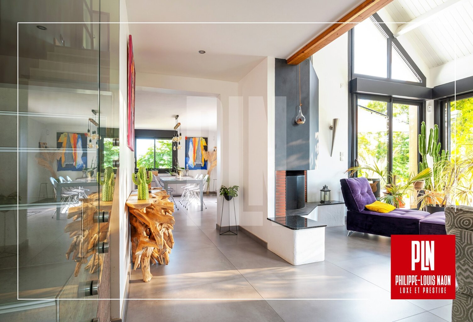 MAISON D'ARCHITECTE DE 5 CHAMBRES AVEC GRANDS VOLUMES ET JARDIN EXOTIQUE — photo 1